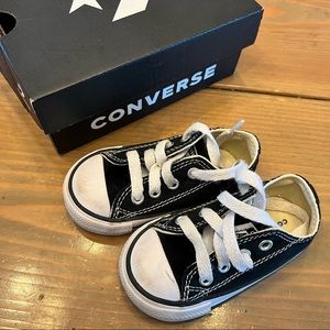 Converse Chuck Taylor All Star Lo Sneaker - Baby / Toddler - Black, size 4